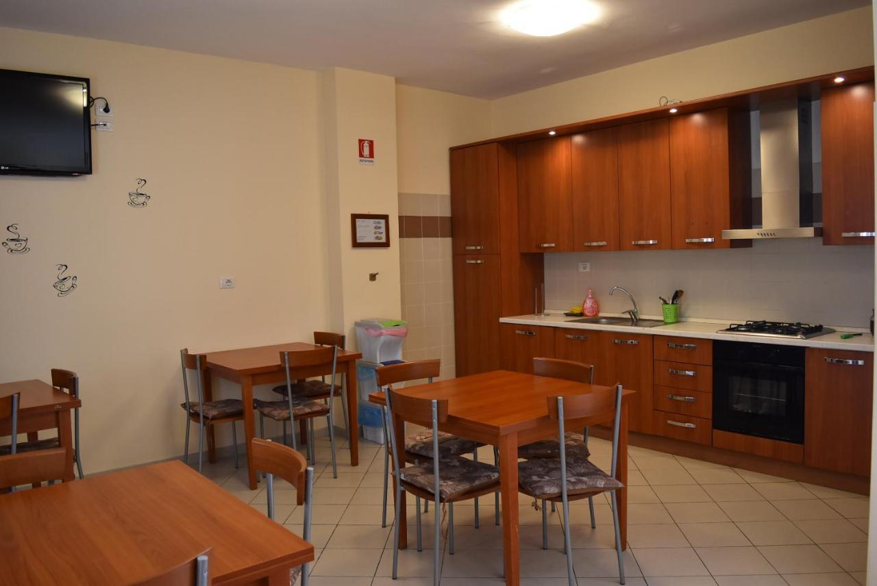 La Dea Hotell Pisa Exteriör bild