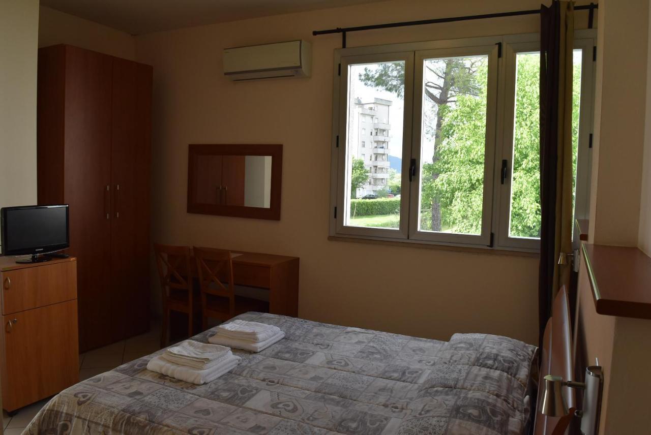 La Dea Hotell Pisa Exteriör bild