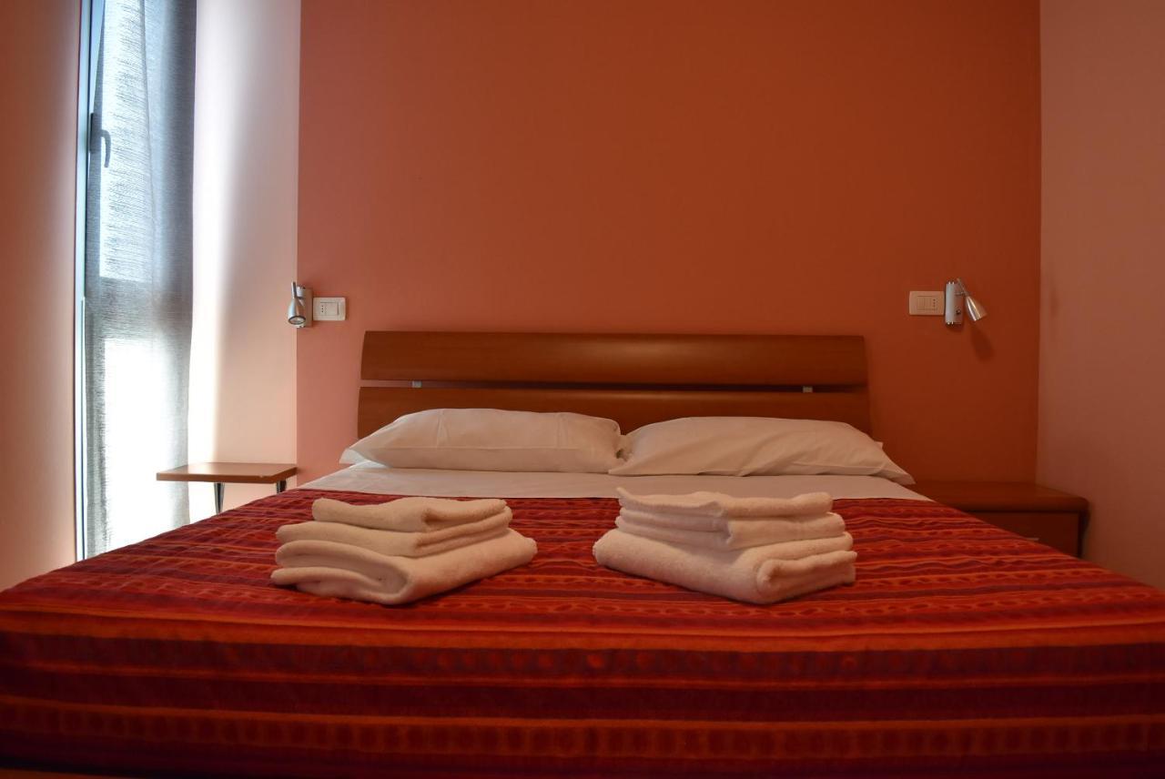 La Dea Hotell Pisa Exteriör bild