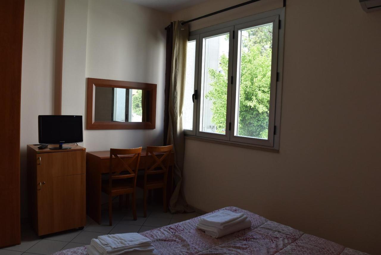 La Dea Hotell Pisa Exteriör bild