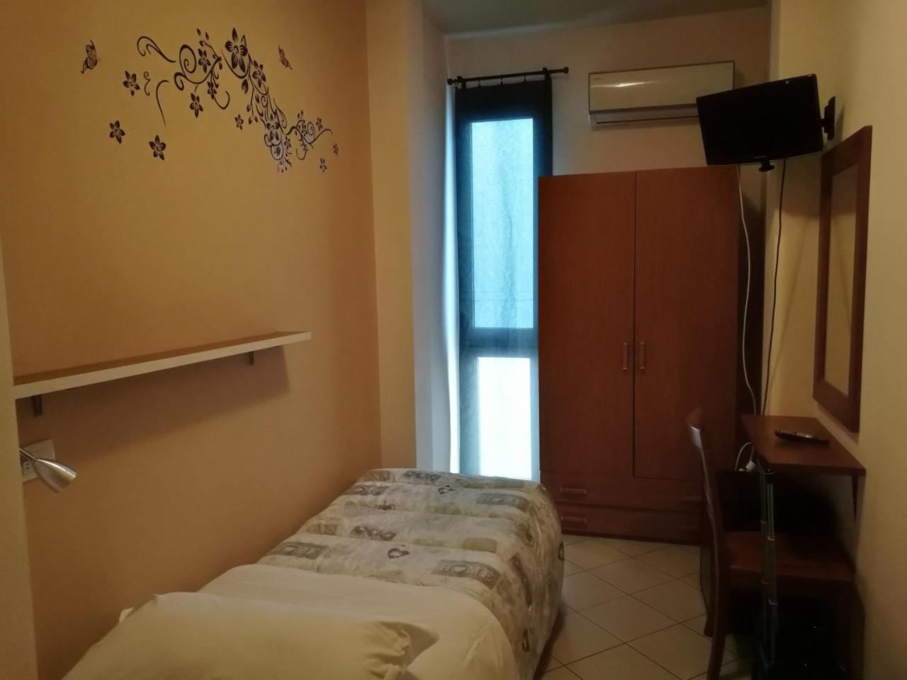 La Dea Hotell Pisa Exteriör bild